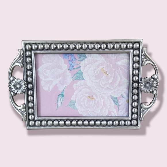 Vintage Greeting Card Silver Tone Metal 4 3/4" x 3 1/3" Photo Picture Frame - Picture 1 of 9